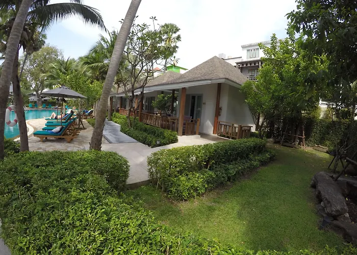 Bann Pantai Resort